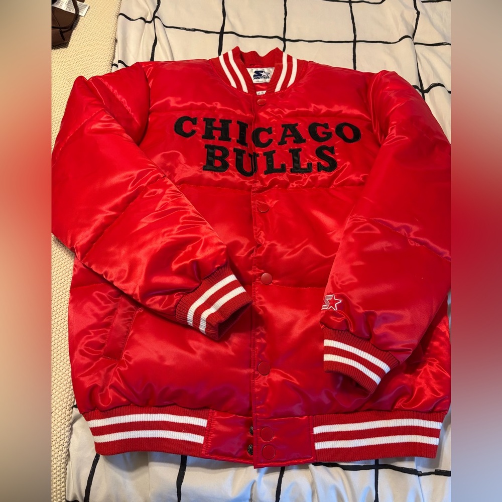 Chicago Bulls Kids Satin Starter Puffer Jacket - Red